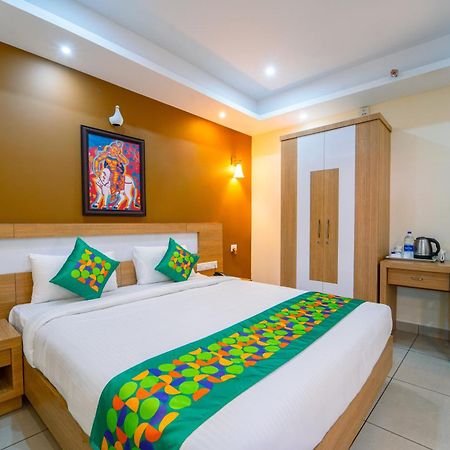 Treebo Sree Varshavilas Regency, 2 Mins From Guruvayoor Temple Гуруваюр Экстерьер фото