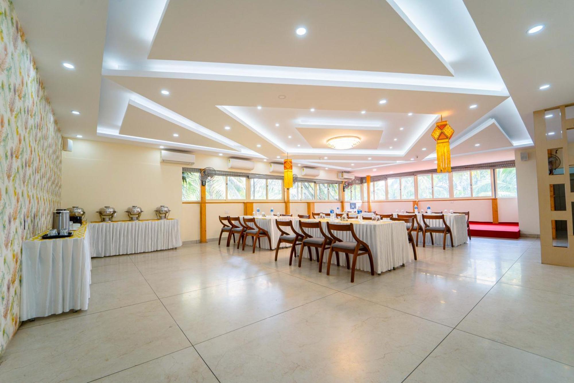 Treebo Sree Varshavilas Regency, 2 Mins From Guruvayoor Temple Гуруваюр Экстерьер фото